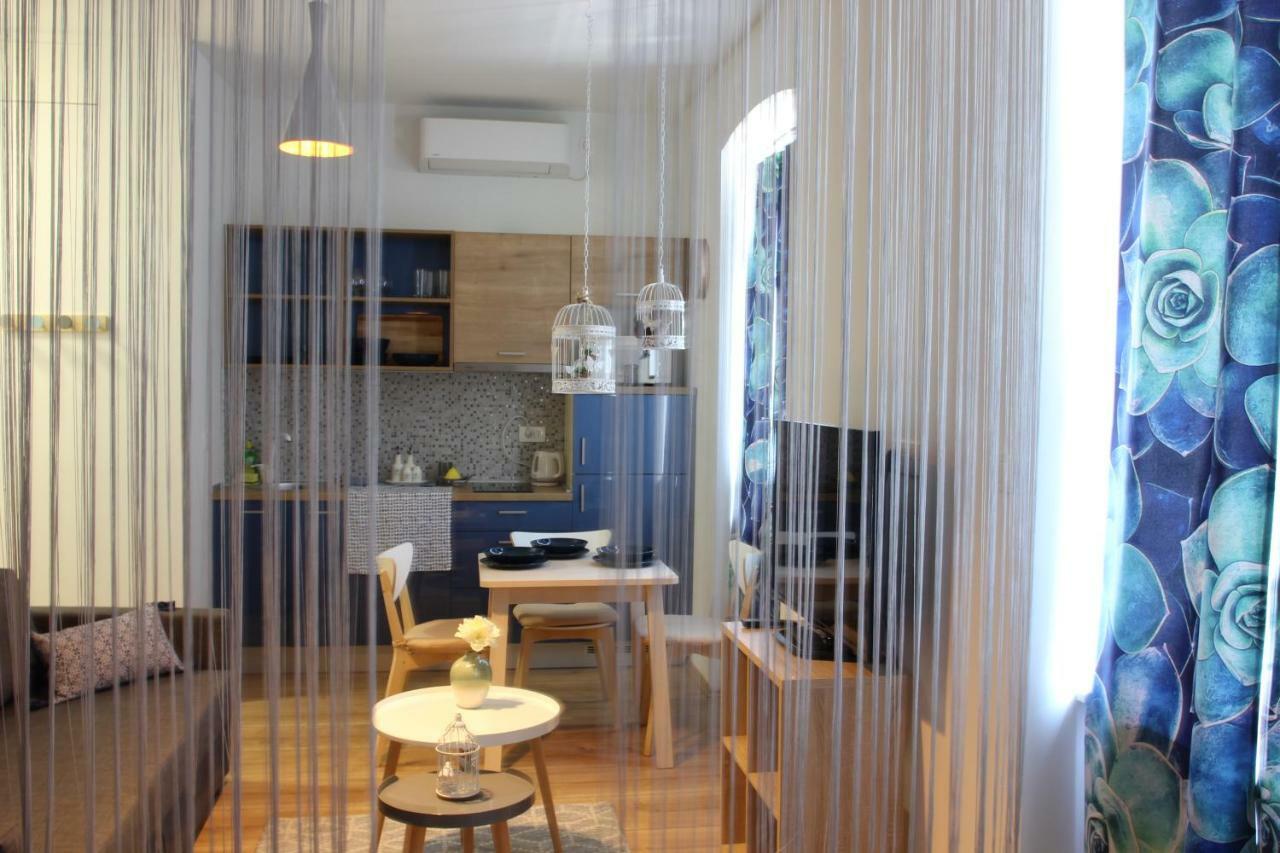 Cozy Apartment In Center Of Fiume Kültér fotó