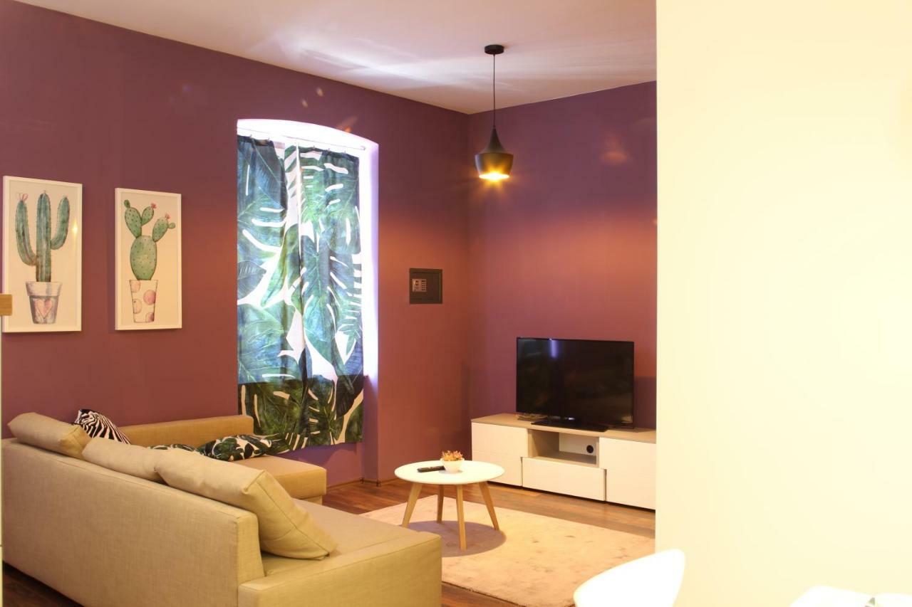 Cozy Apartment In Center Of Fiume Kültér fotó