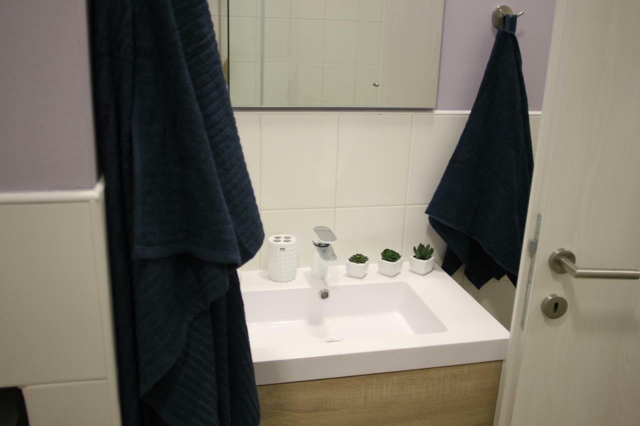 Cozy Apartment In Center Of Fiume Kültér fotó